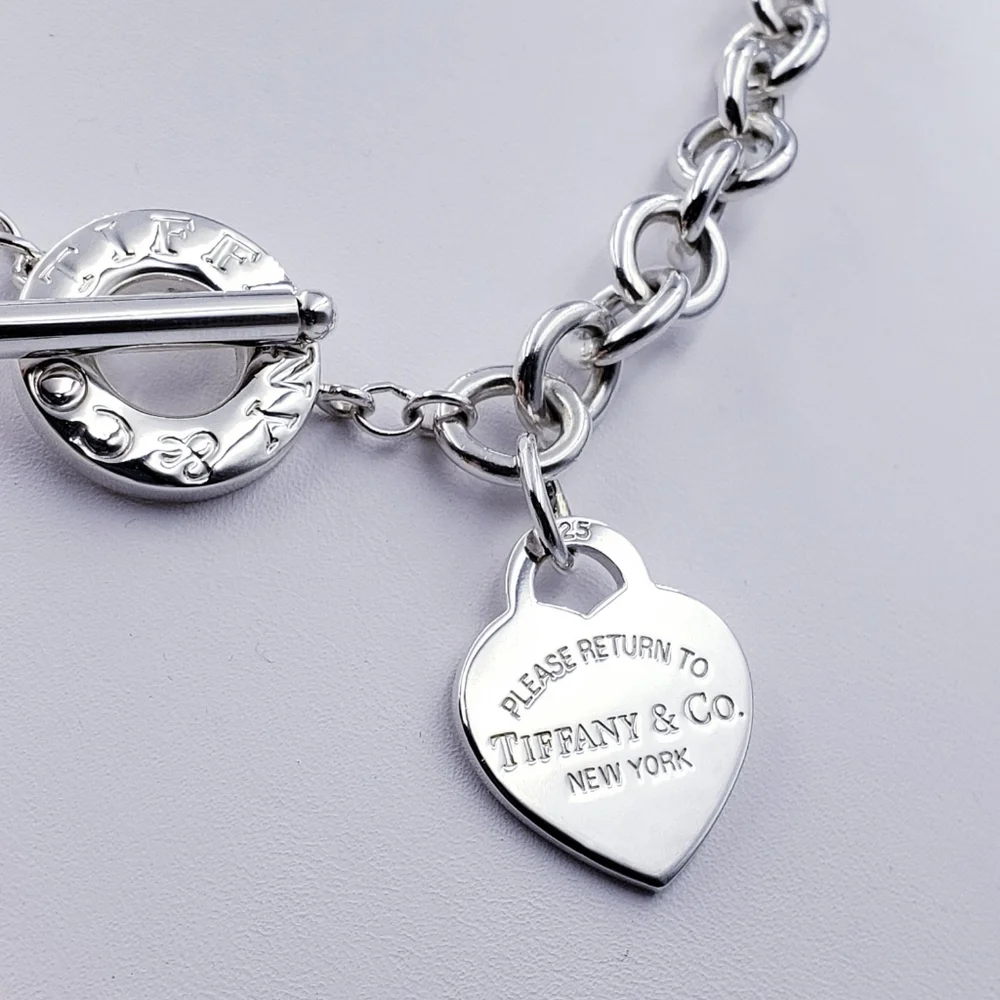 SOLD ON MERC✨️🩵 TIFFANY & CO. Heart Tag Choker Necklace 🩵✨️ - Picture 5 of 9